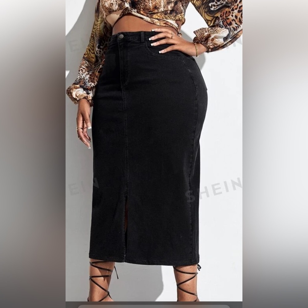 SHEIN SXY Plus High Waisted Split Hem Denim.